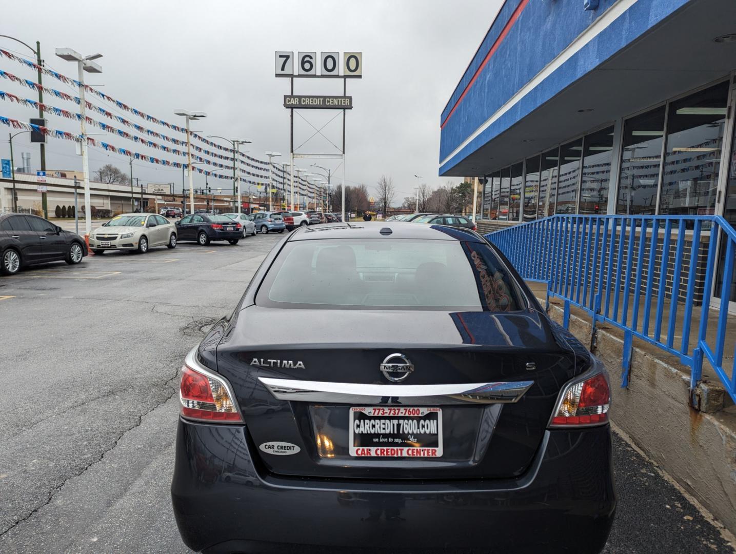 2015 BLUE Nissan Altima 2.5 S (1N4AL3AP0FC) with an 2.5L L4 DOHC 16V engine, Continuously Variable Transmission transmission, located at 7600 S Western Ave., Chicago, IL, 60620, (773) 918-3980, 0.000000, 0.000000 - Photo#3